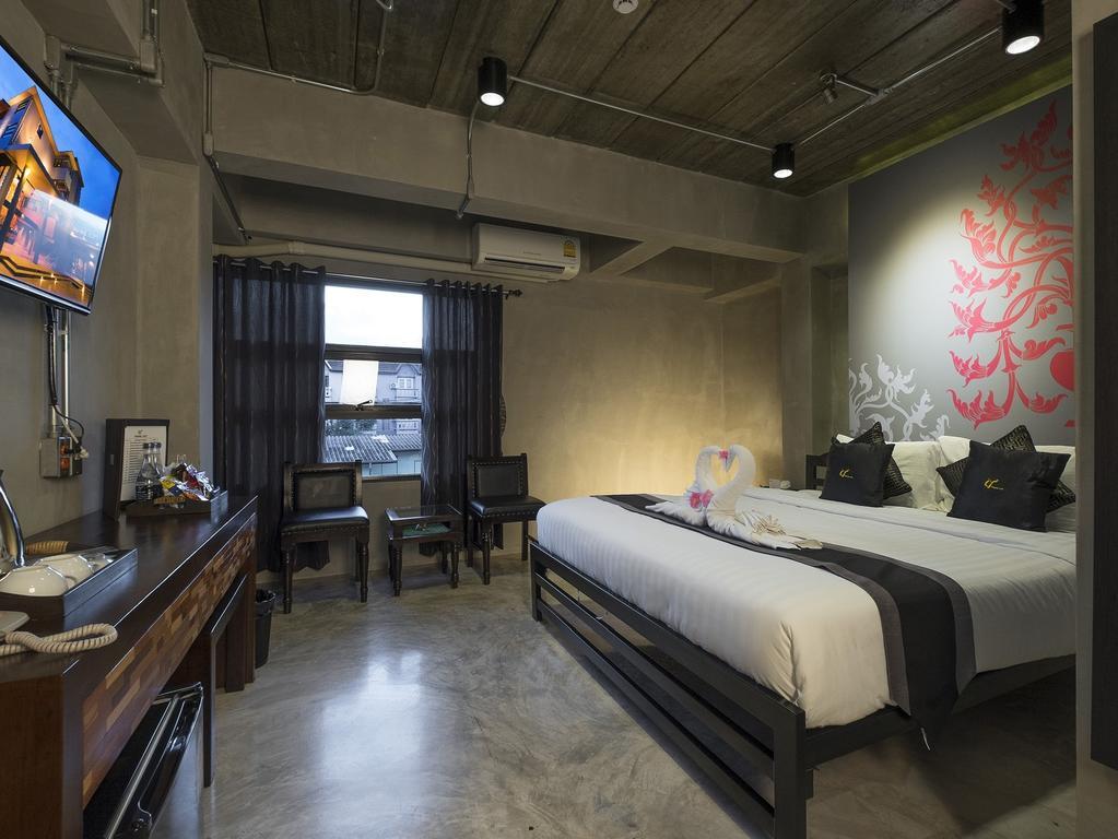 Hotel Thapae Loft à Chiang Mai Extérieur photo