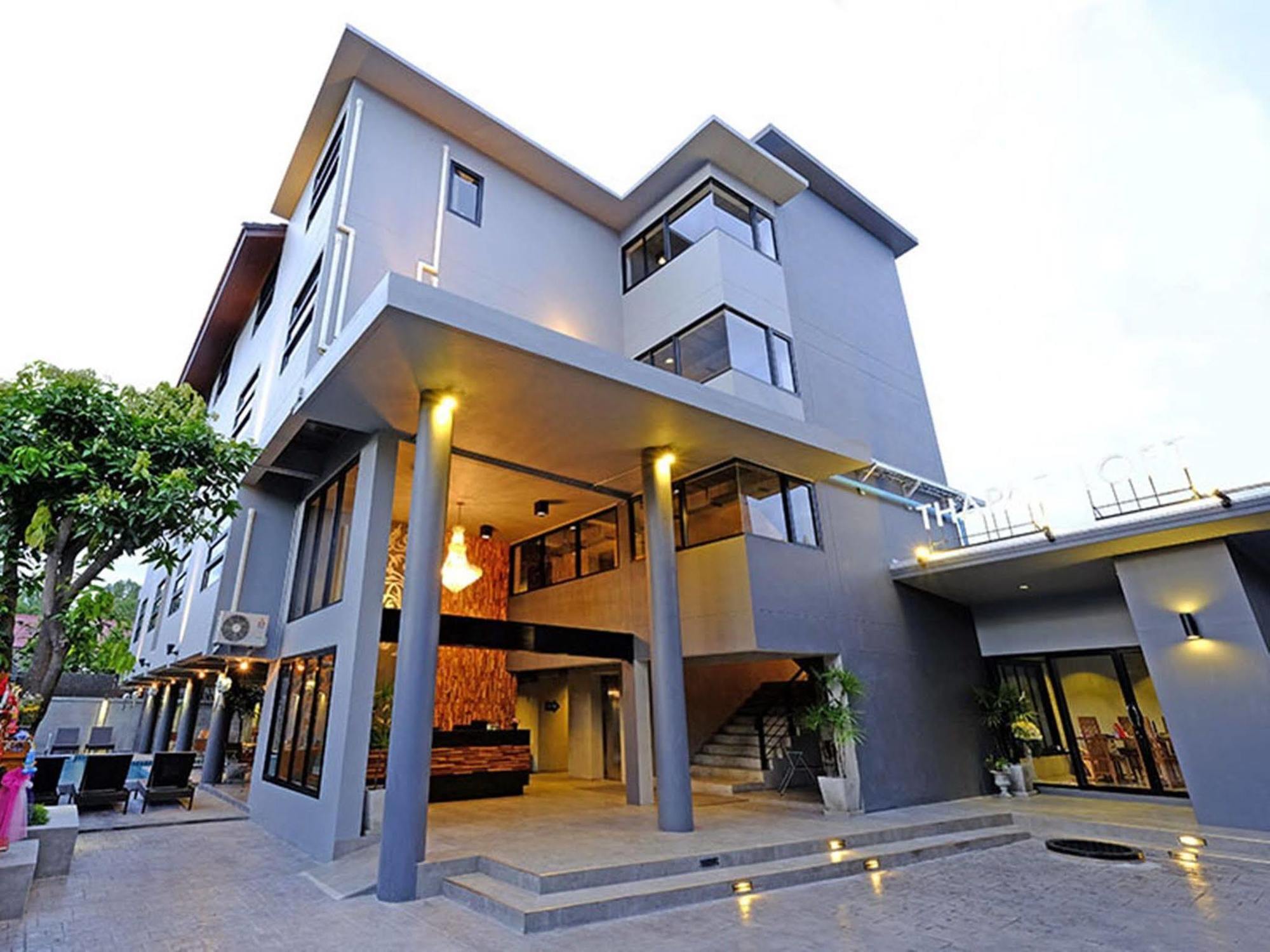 Hotel Thapae Loft à Chiang Mai Extérieur photo