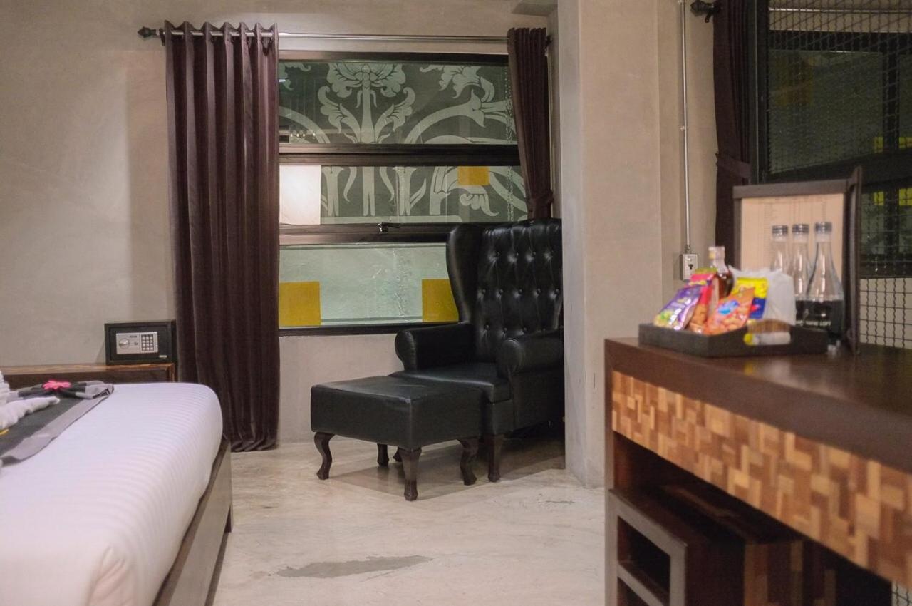 Hotel Thapae Loft à Chiang Mai Extérieur photo